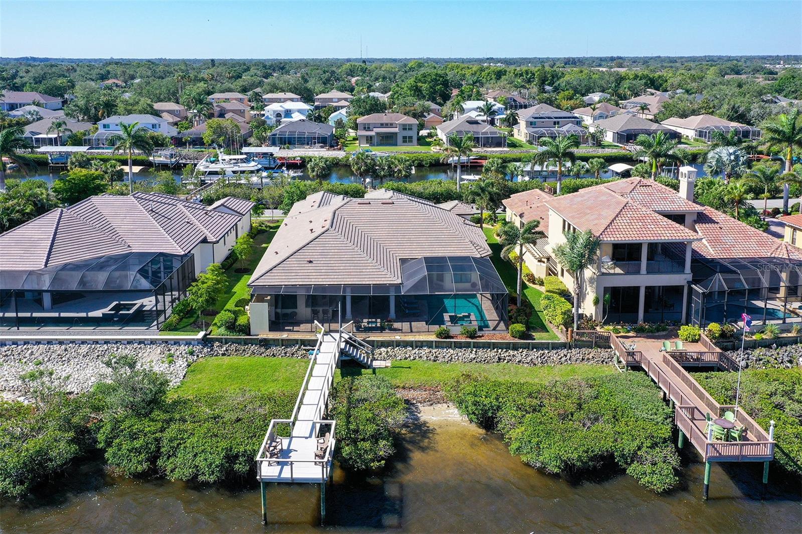 RIVERDALE - Residential