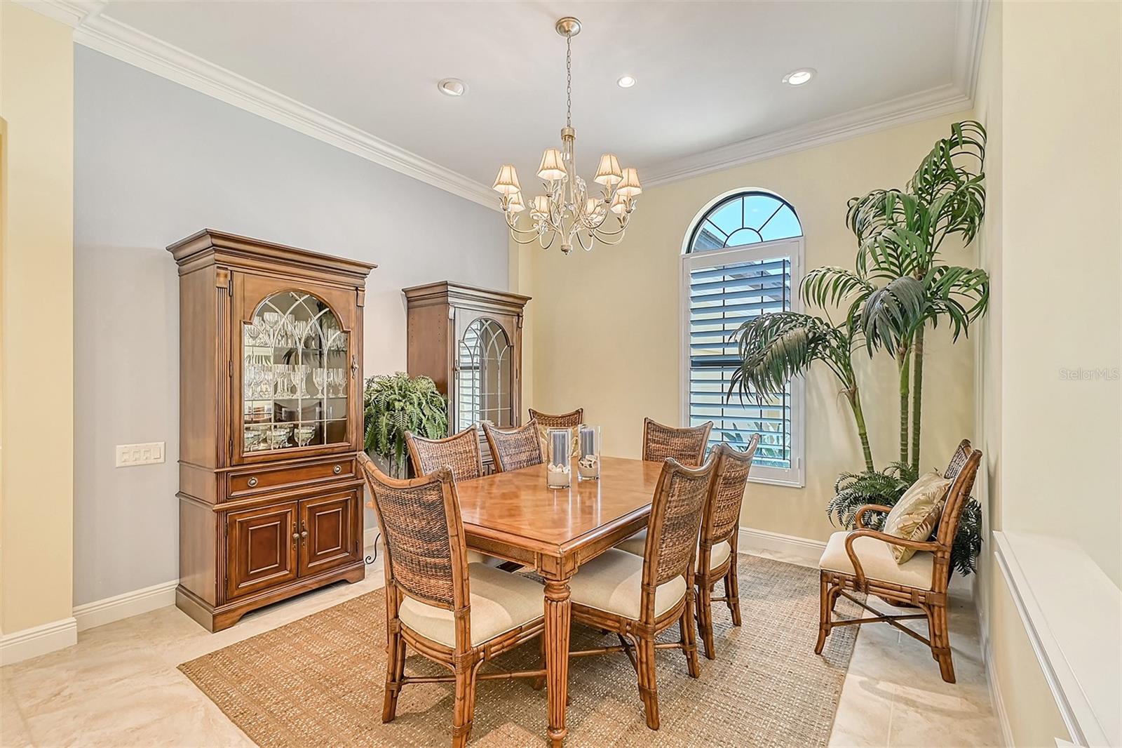 RIVERDALE - Residential