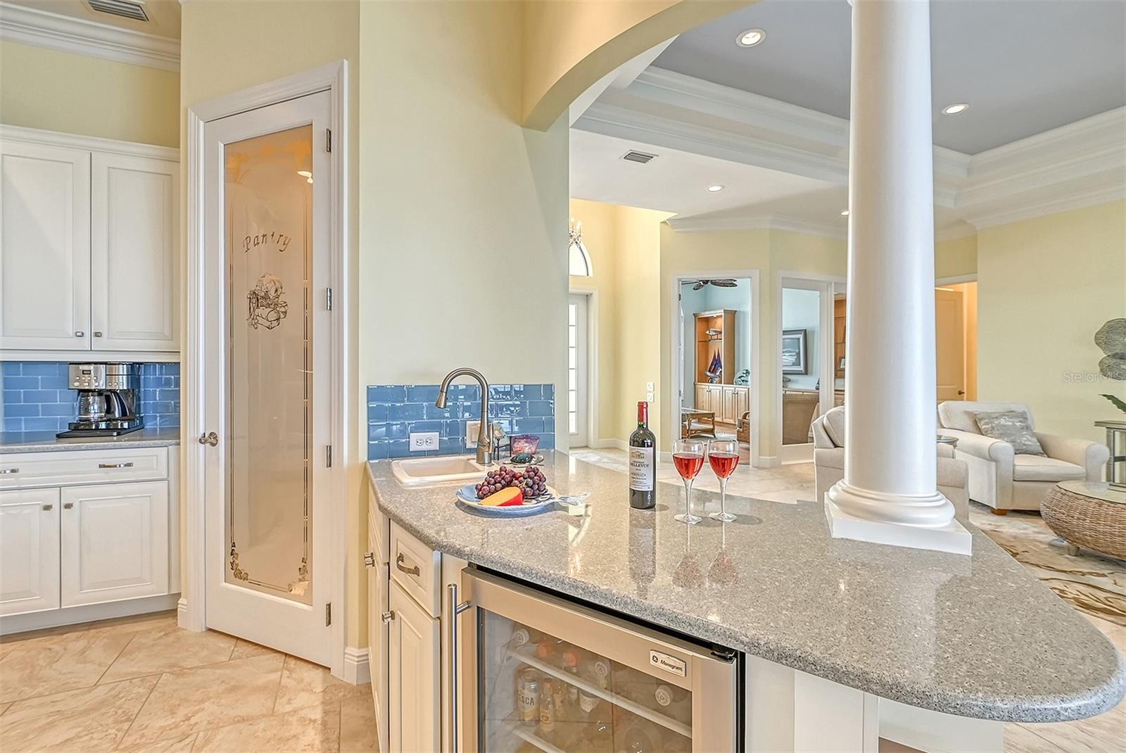 RIVERDALE - Residential