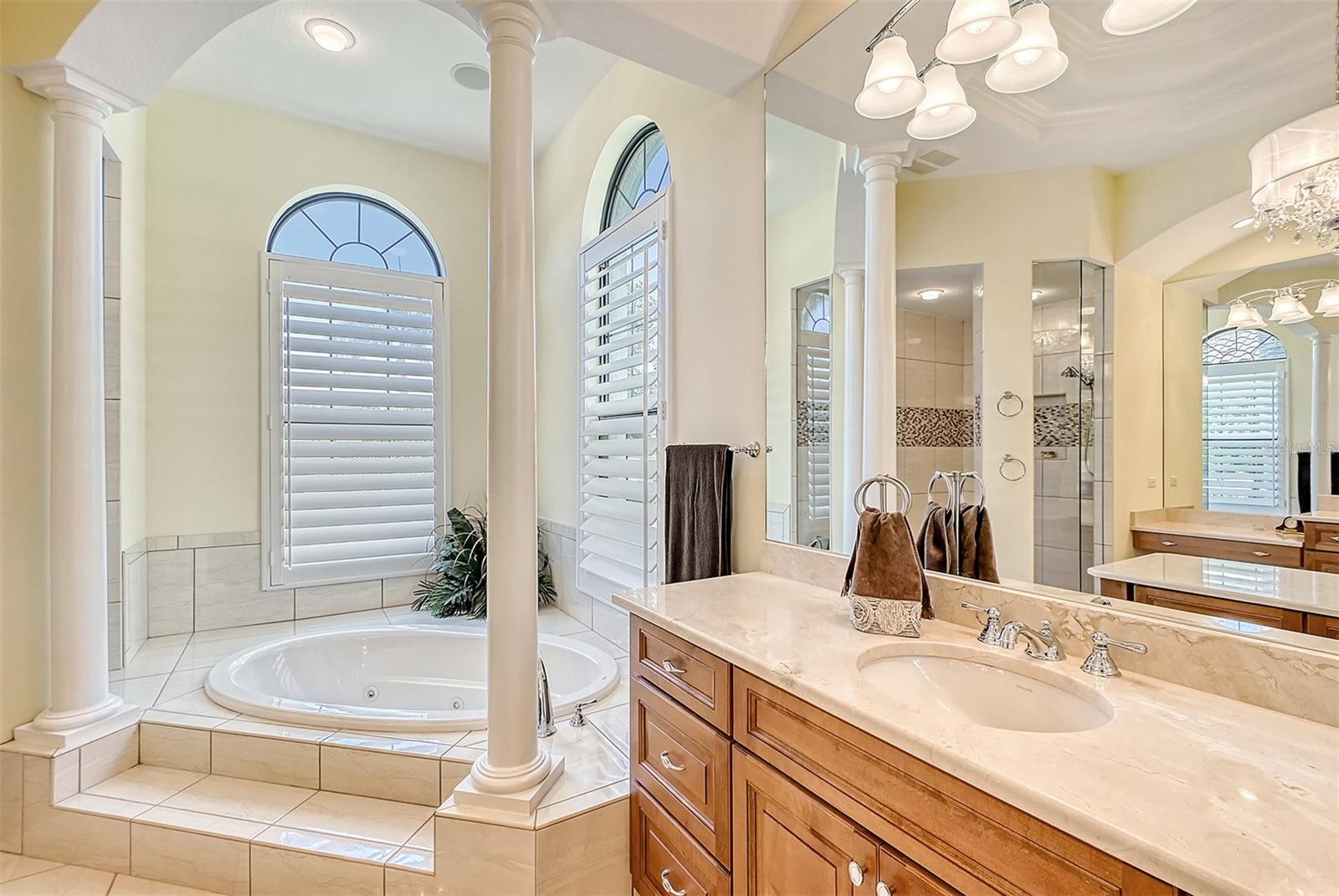 RIVERDALE - Residential