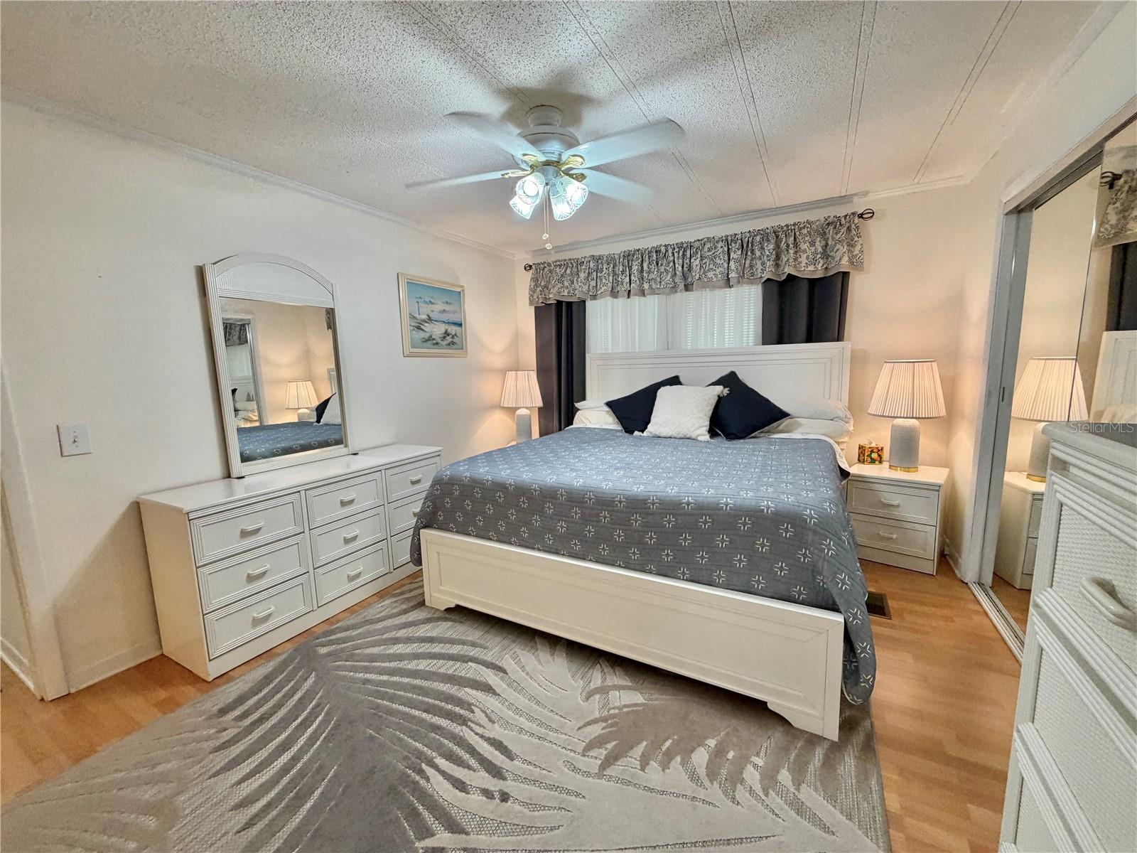 HAWTHORNE AT LEESBURG A COOP - Residential