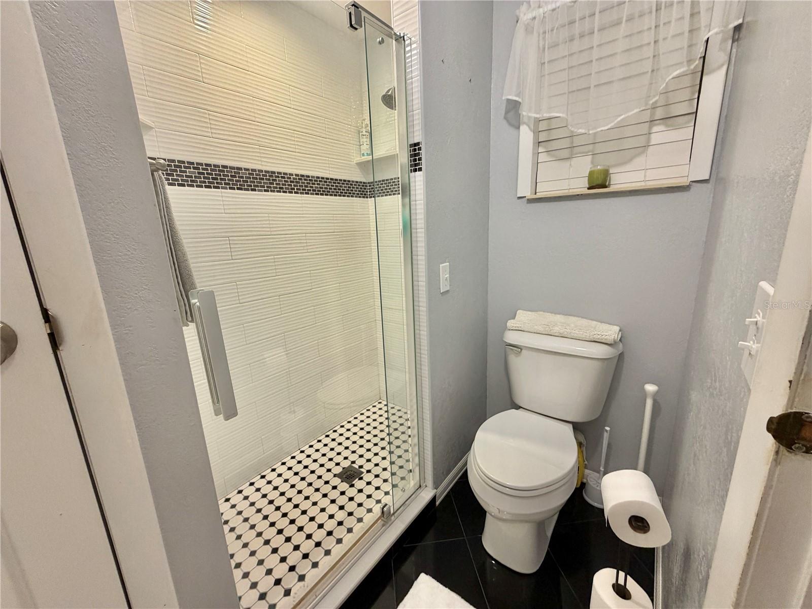 HAWTHORNE AT LEESBURG A COOP - Residential