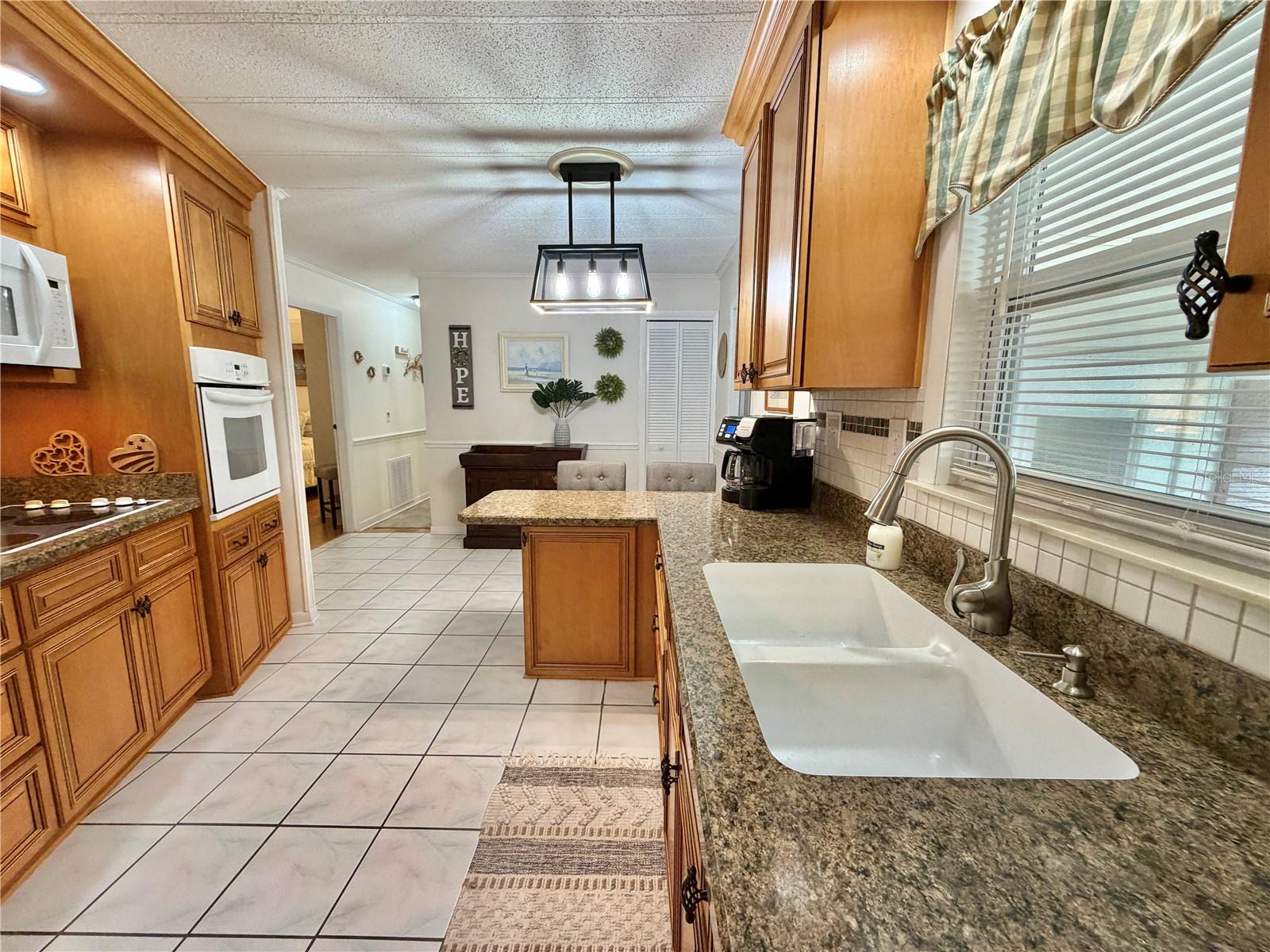 HAWTHORNE AT LEESBURG A COOP - Residential