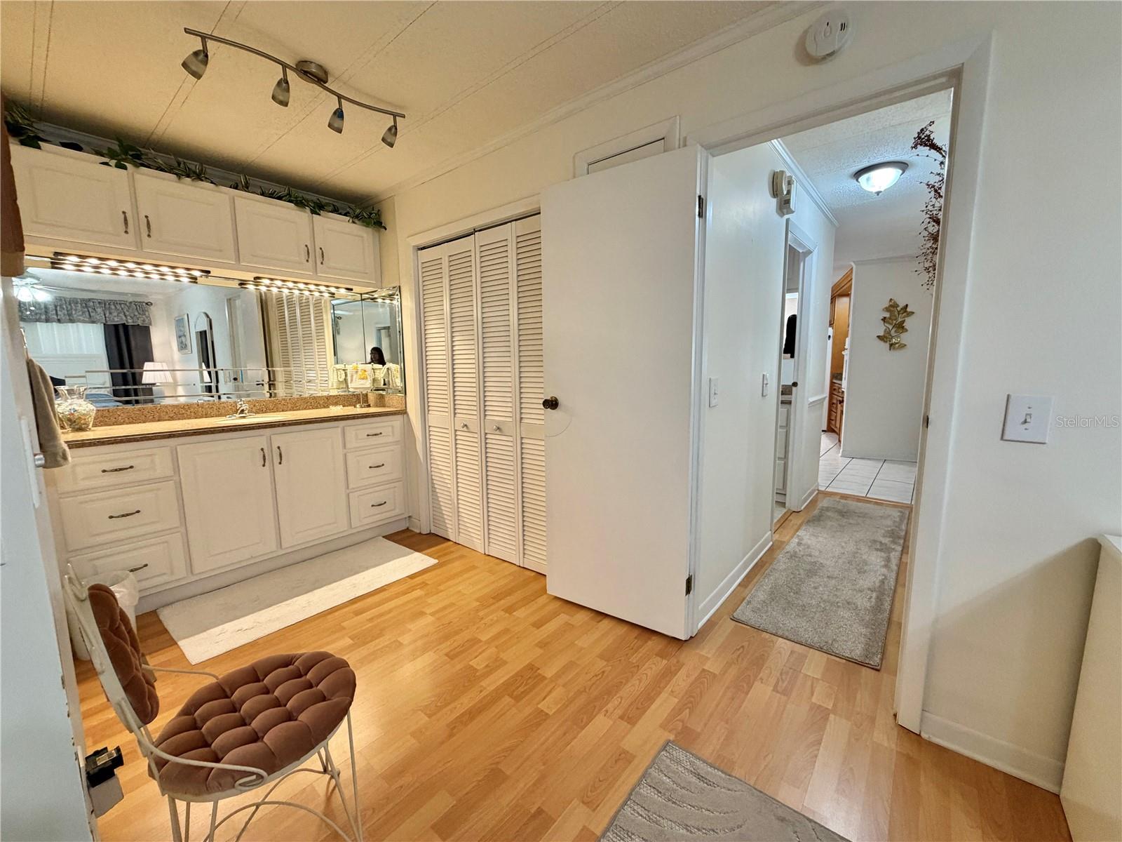 HAWTHORNE AT LEESBURG A COOP - Residential