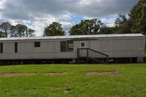 Photo of 4422 NW 4422 NE, Valrico, FL 33596 (MLS # TB8442579)
