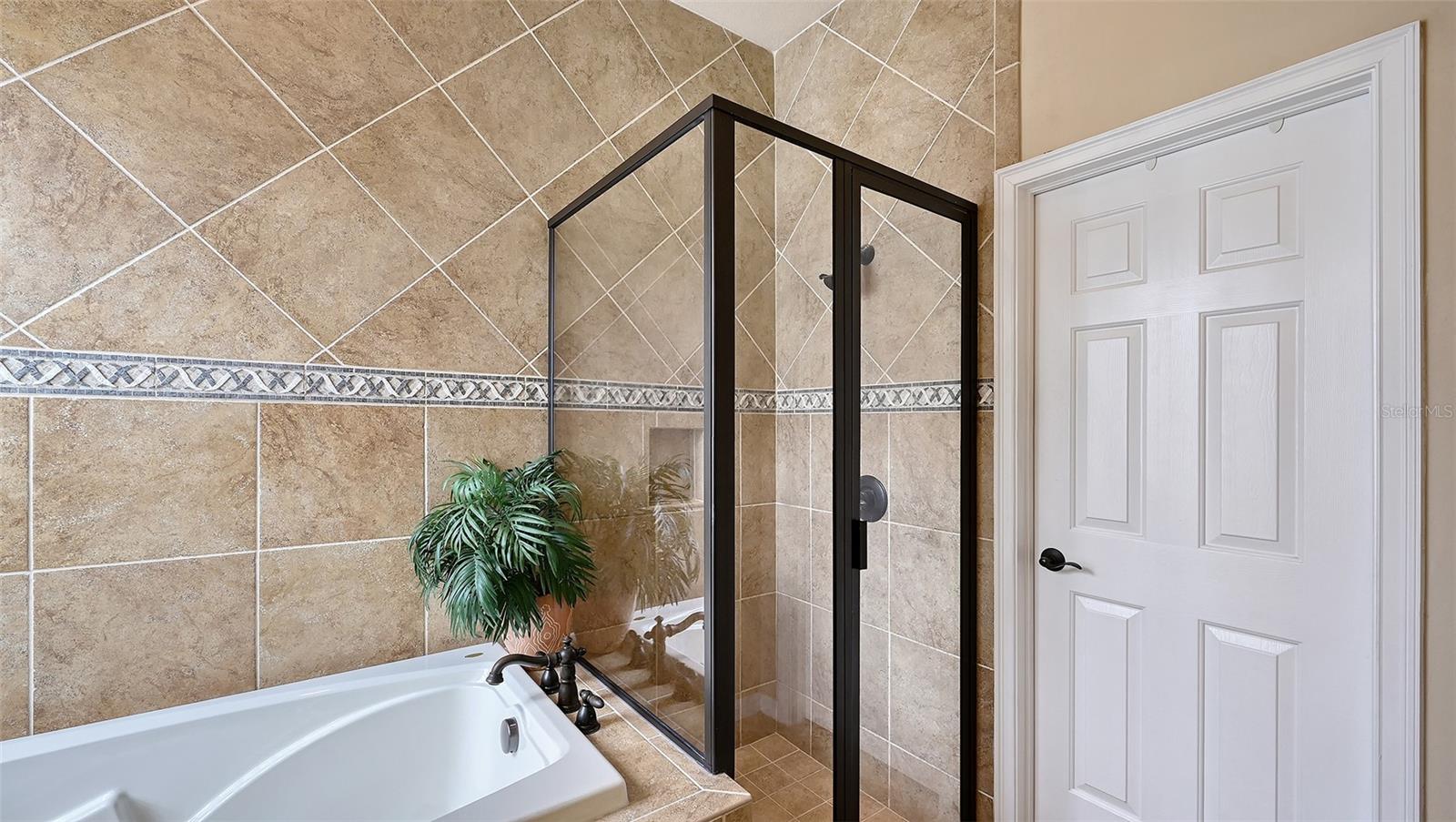 VENETIAN GOLF & RIVER CLUB PHA - Residential