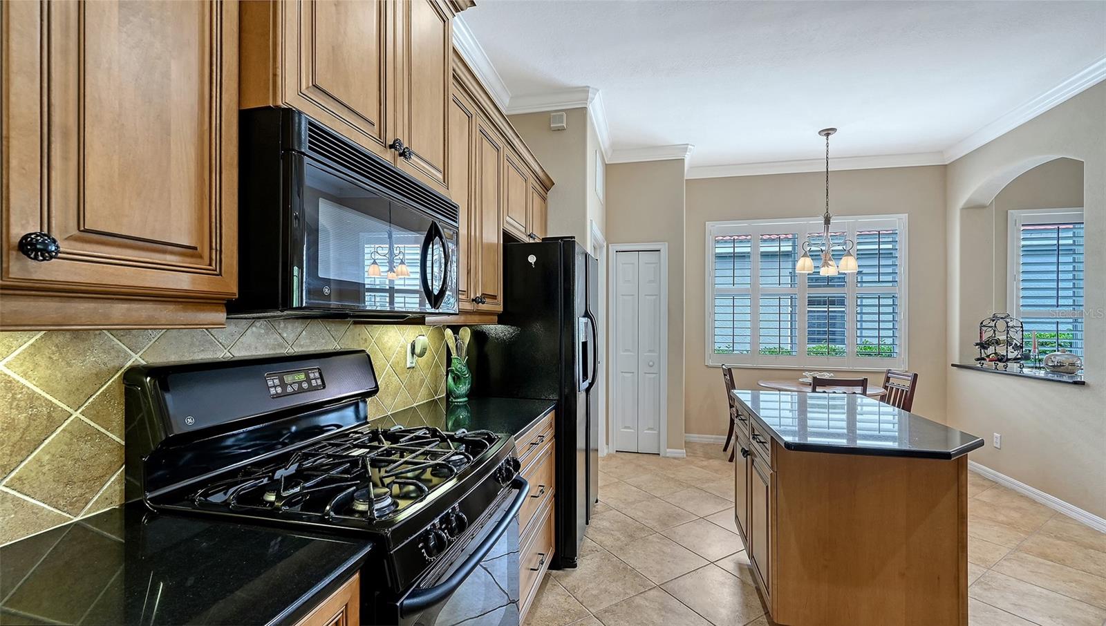 VENETIAN GOLF & RIVER CLUB PHA - Residential