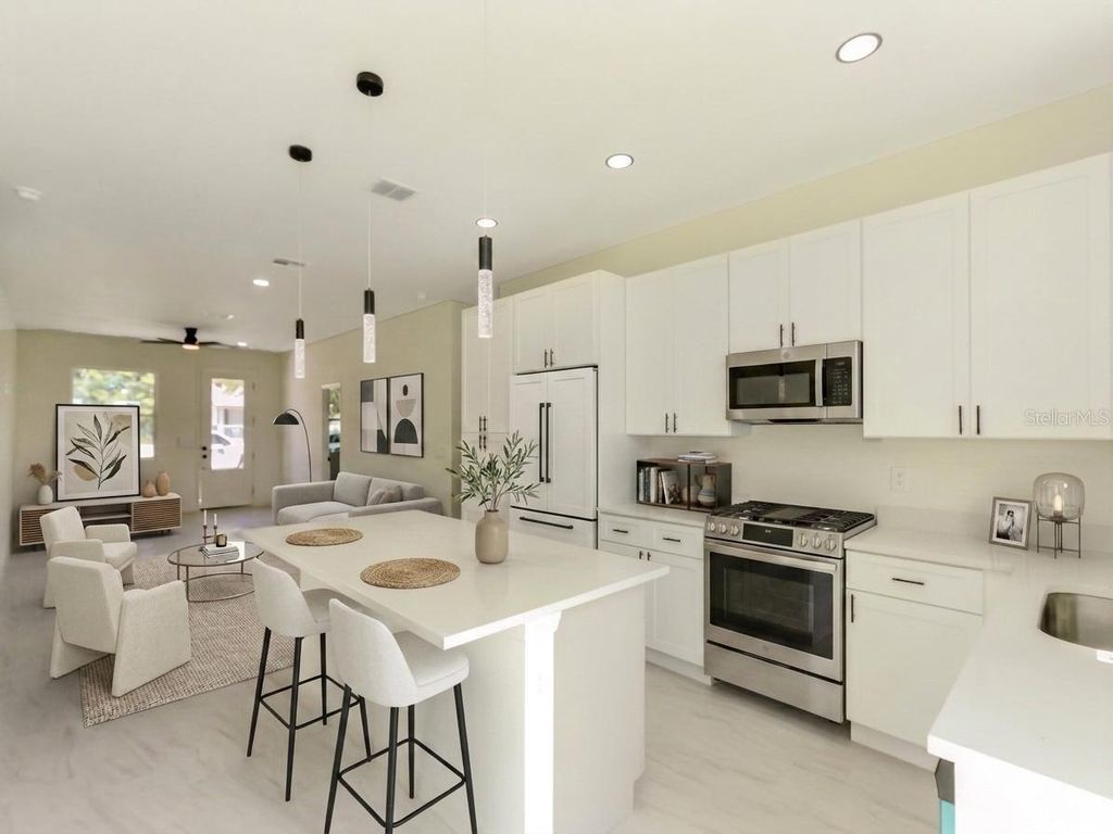 Photo of 2060 Dixie Avenue, Sanford, FL 32771 (MLS # O6409825)