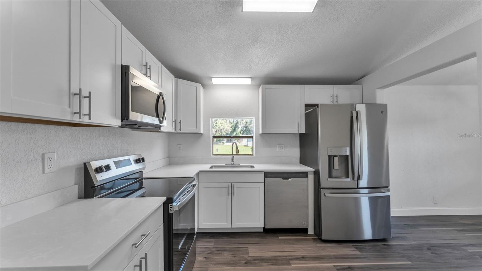ROLLINGLEN PH 01 - Residential