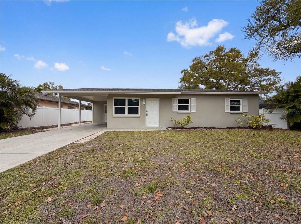 Photo of 737 Gulf Coast Boulevard, Venice, FL 34285 (MLS # O6391518)