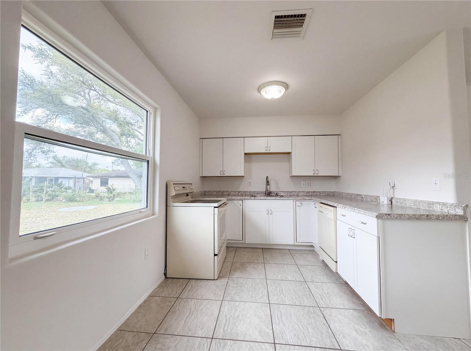 VENICE EDGEWOOD SEC OF - Residential