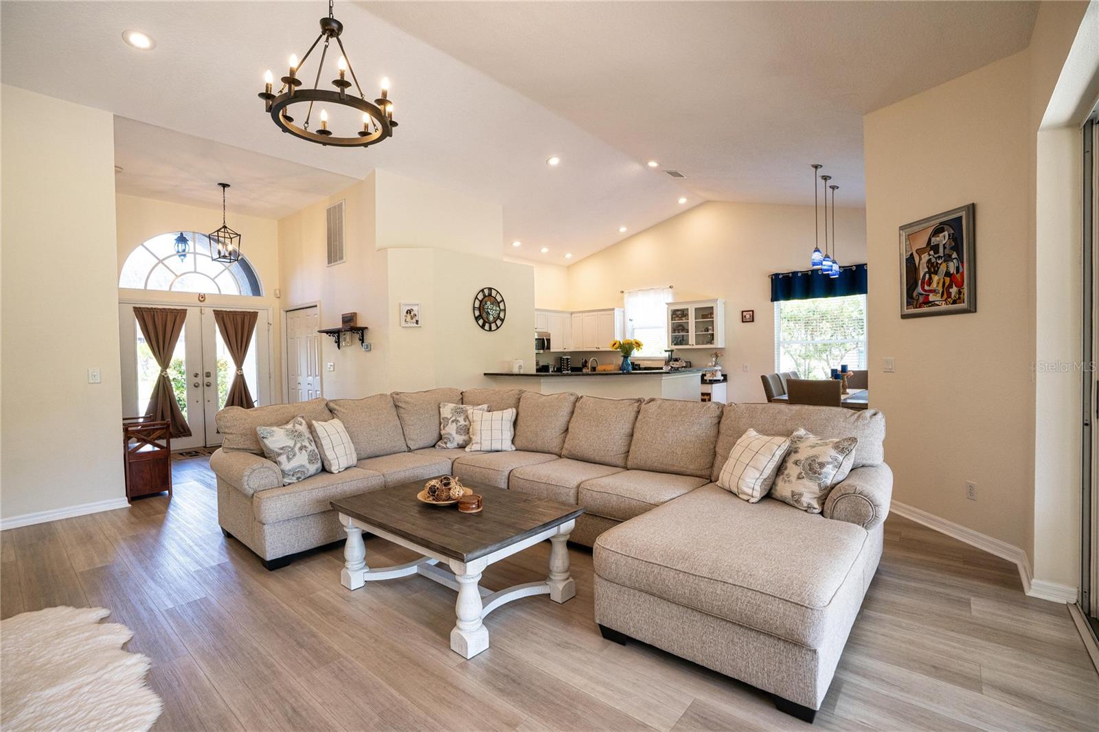 THOUSAND OAKS PH 01 - Residential