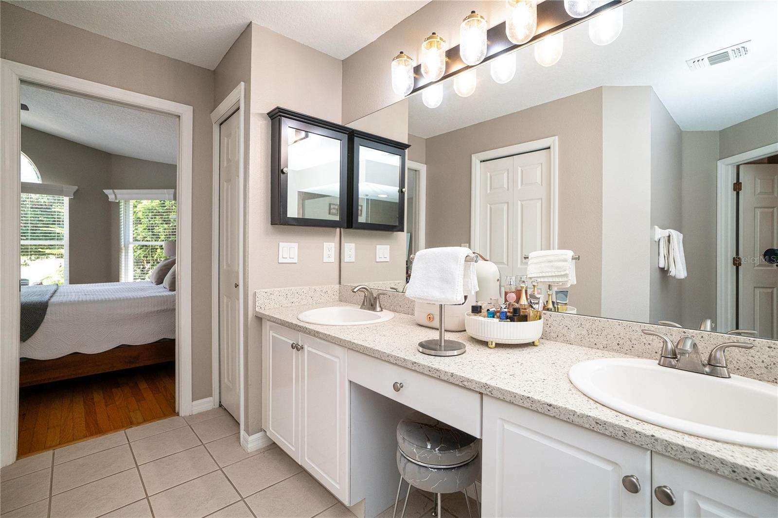 THOUSAND OAKS PH 01 - Residential