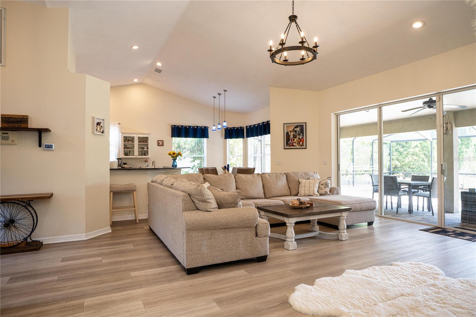 THOUSAND OAKS PH 01 - Residential