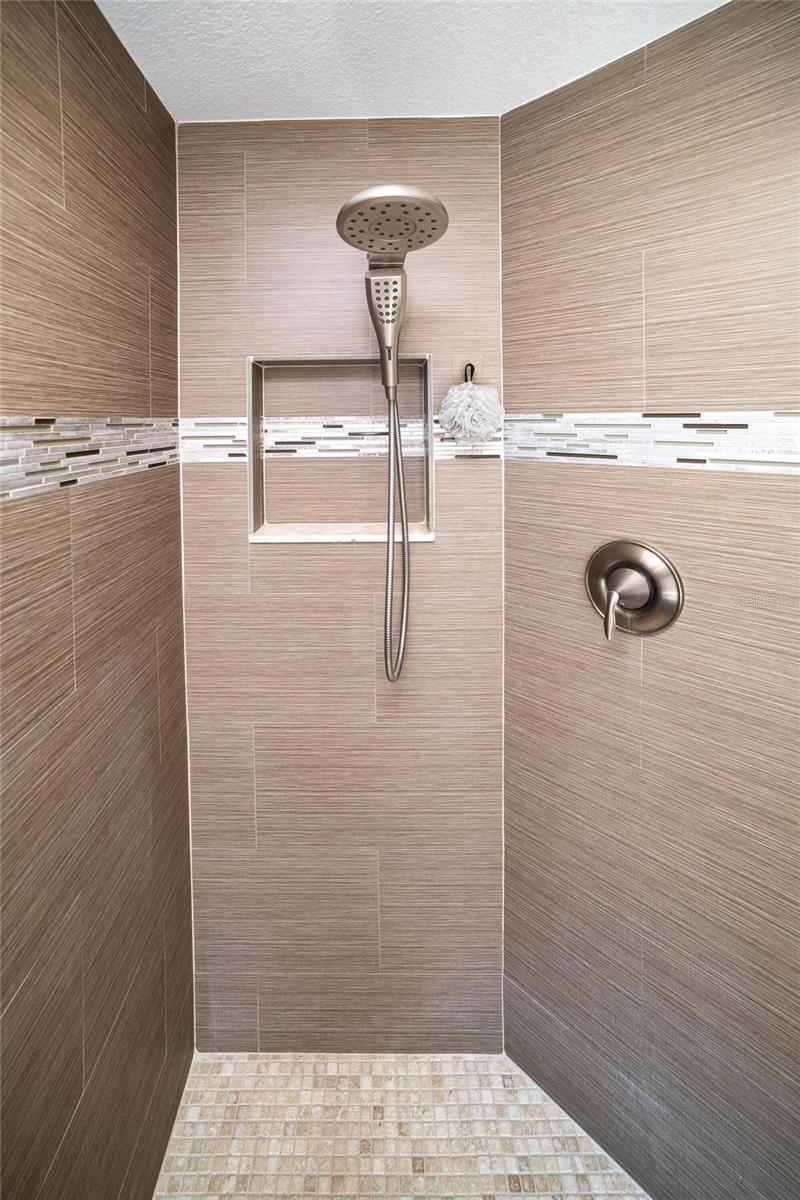 THOUSAND OAKS PH 01 - Residential