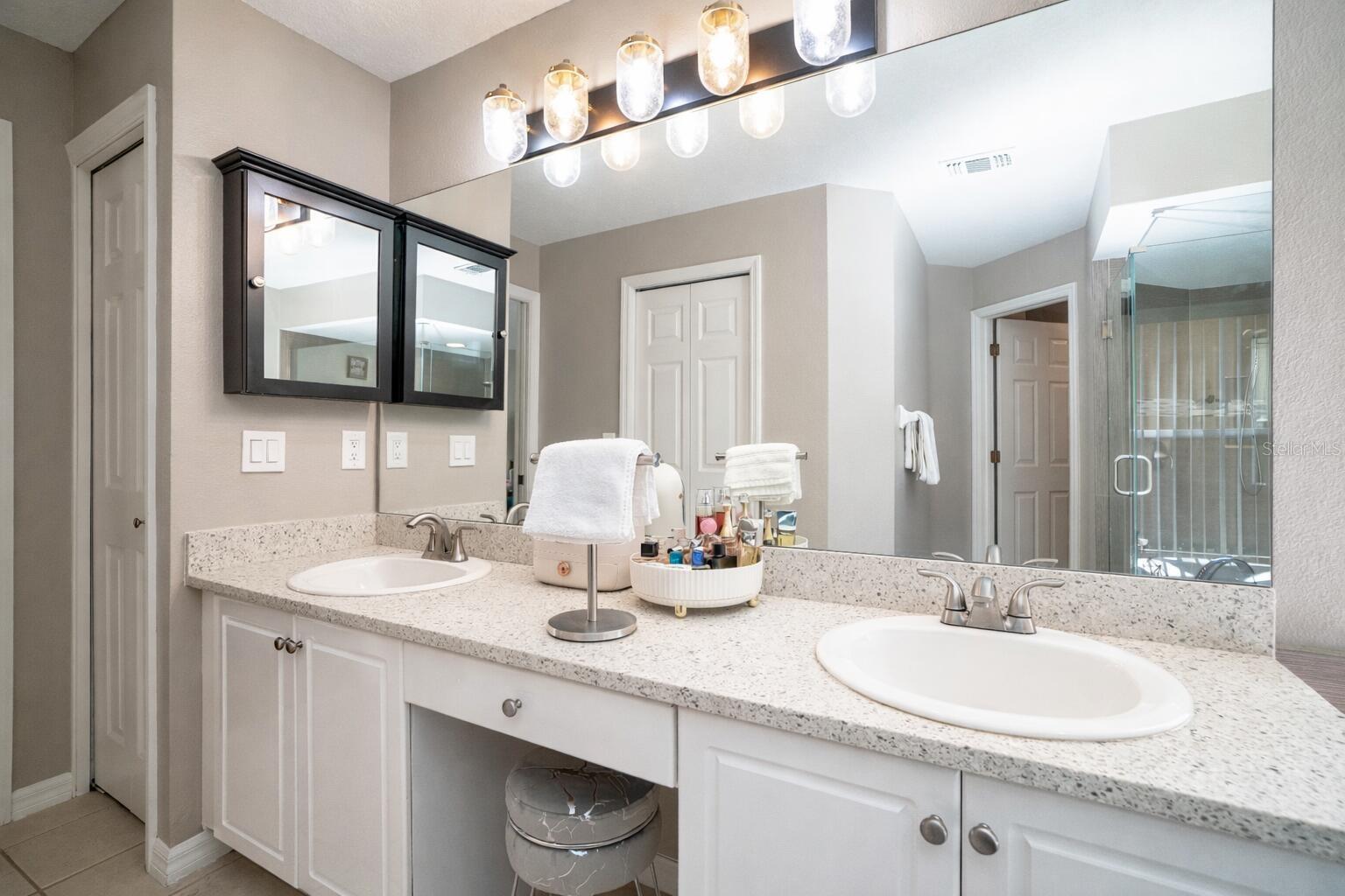 THOUSAND OAKS PH 01 - Residential