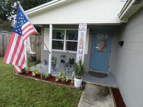 A home in PINELLAS PARK