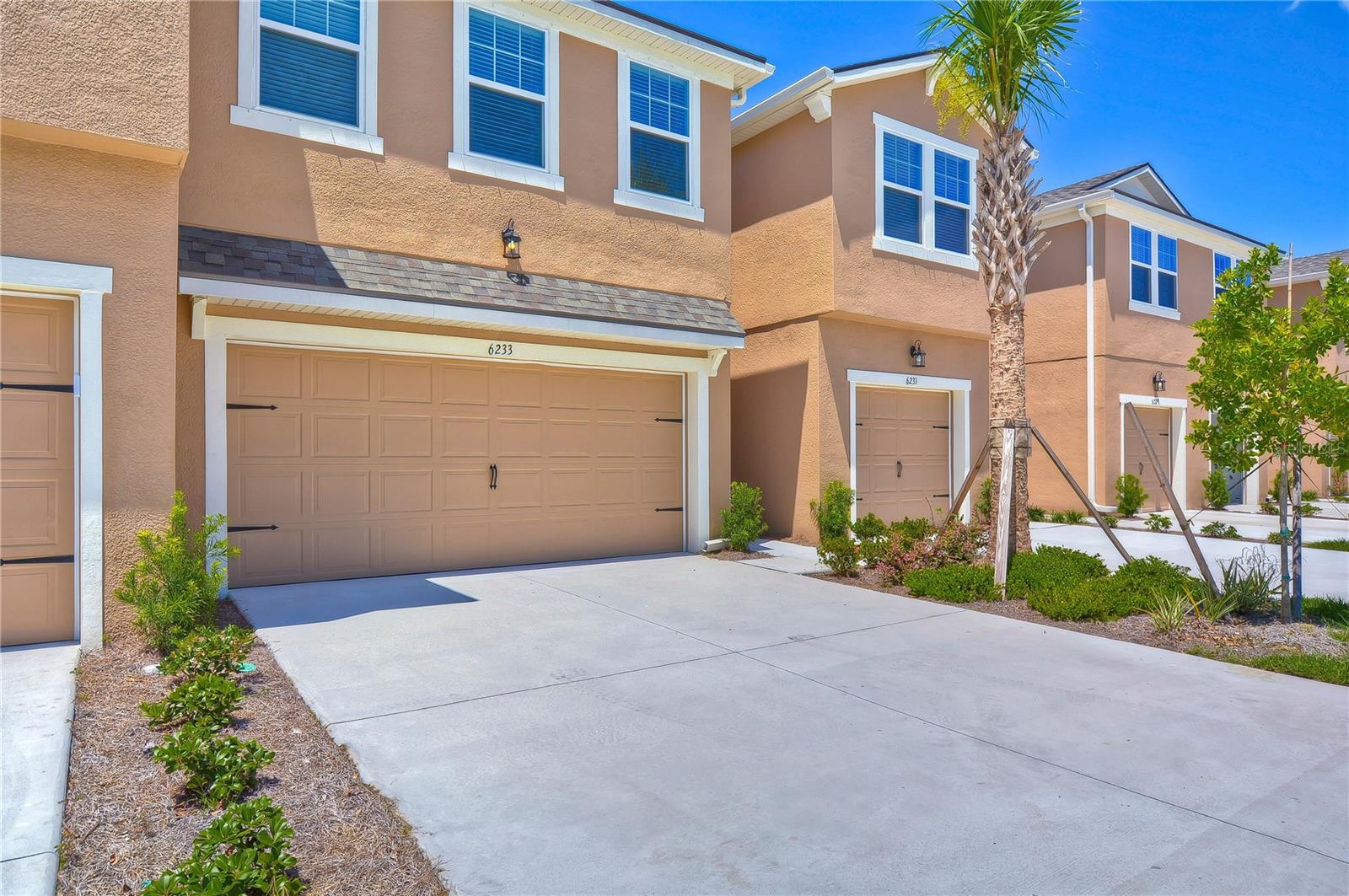 View TAMPA, FL 33625 townhome