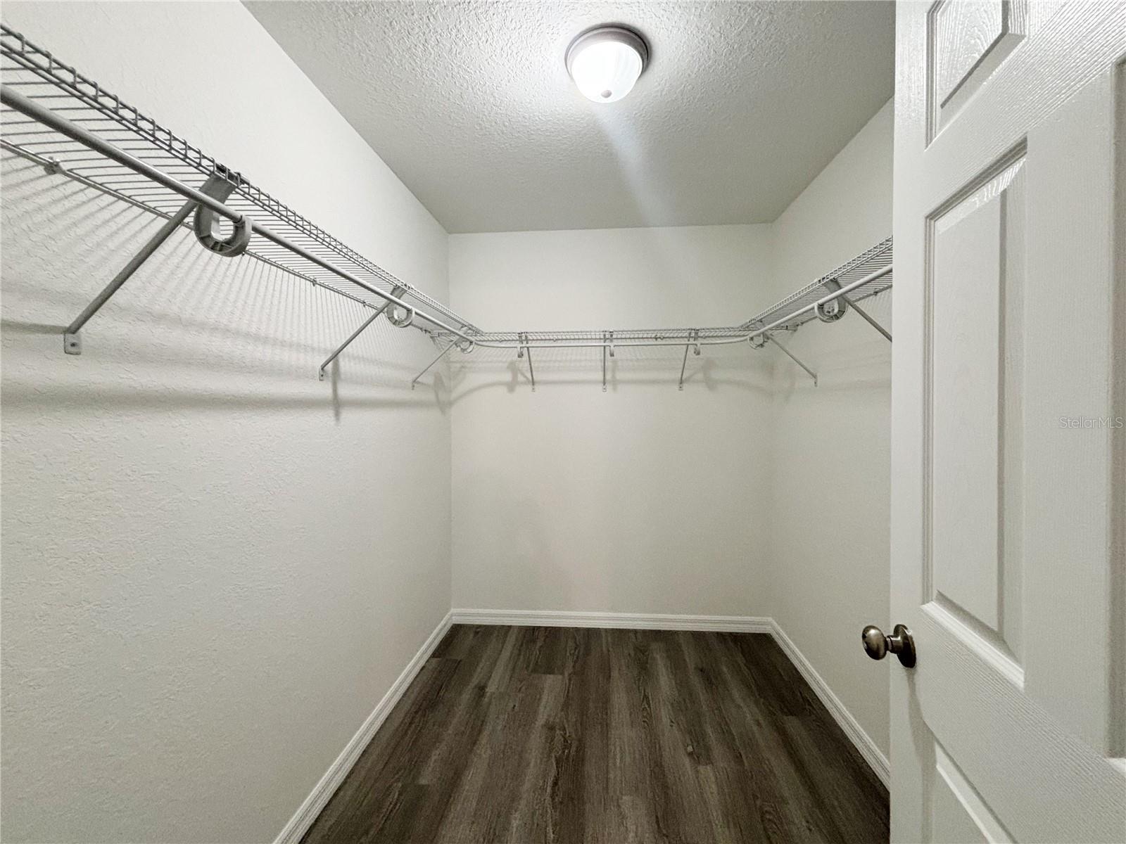 LAKE TROPICANA - Residential