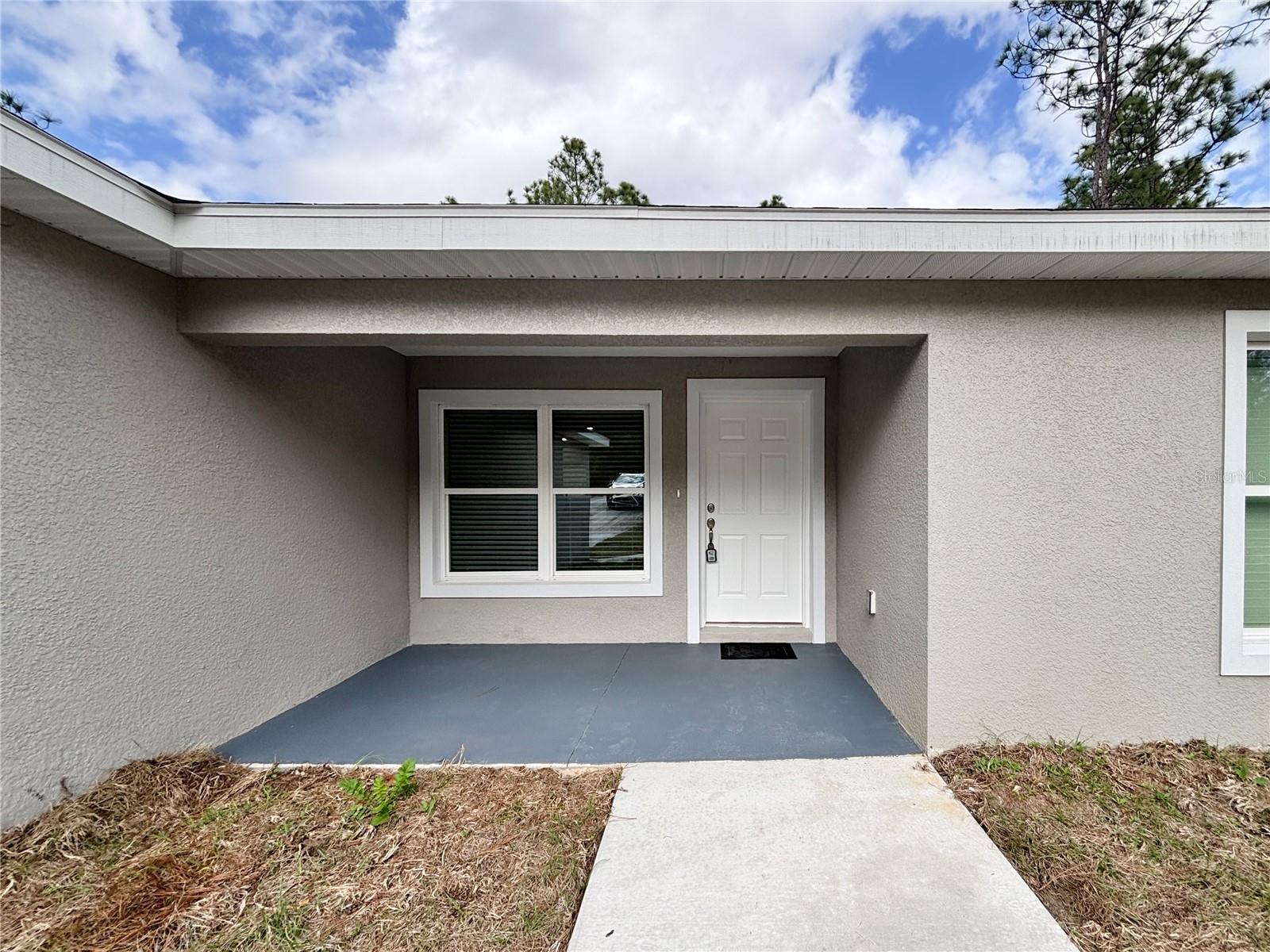 LAKE TROPICANA - Residential