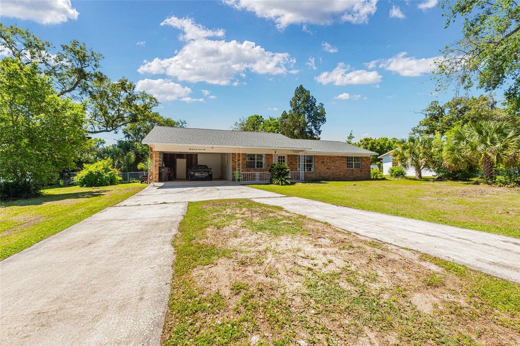 Photo of 3200 NE 10th Street, Ocala, FL 34470 (MLS # OM722951)
