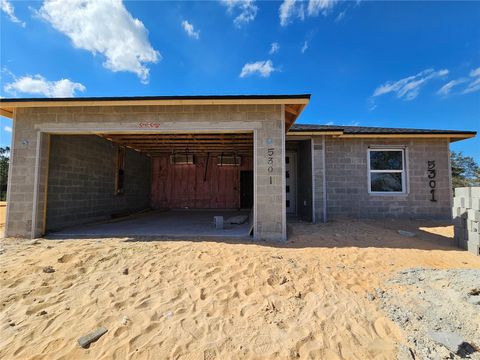 A home in SEBRING