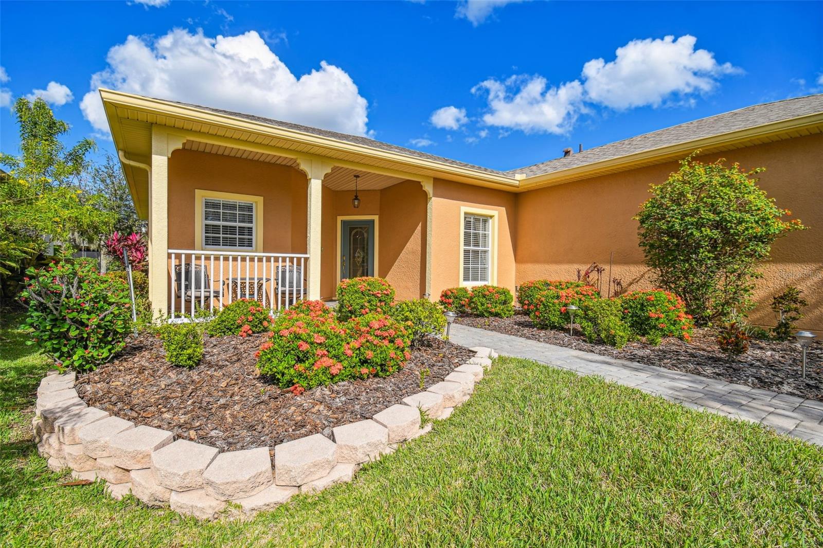 227 VERONA DR