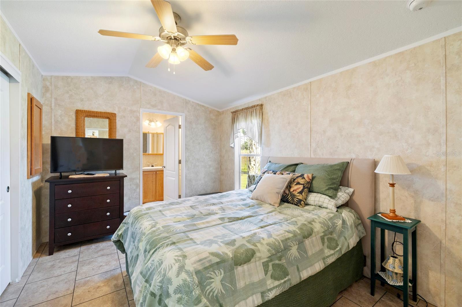 PELICAN HARBOR MOB HOME ESTATES - Residential