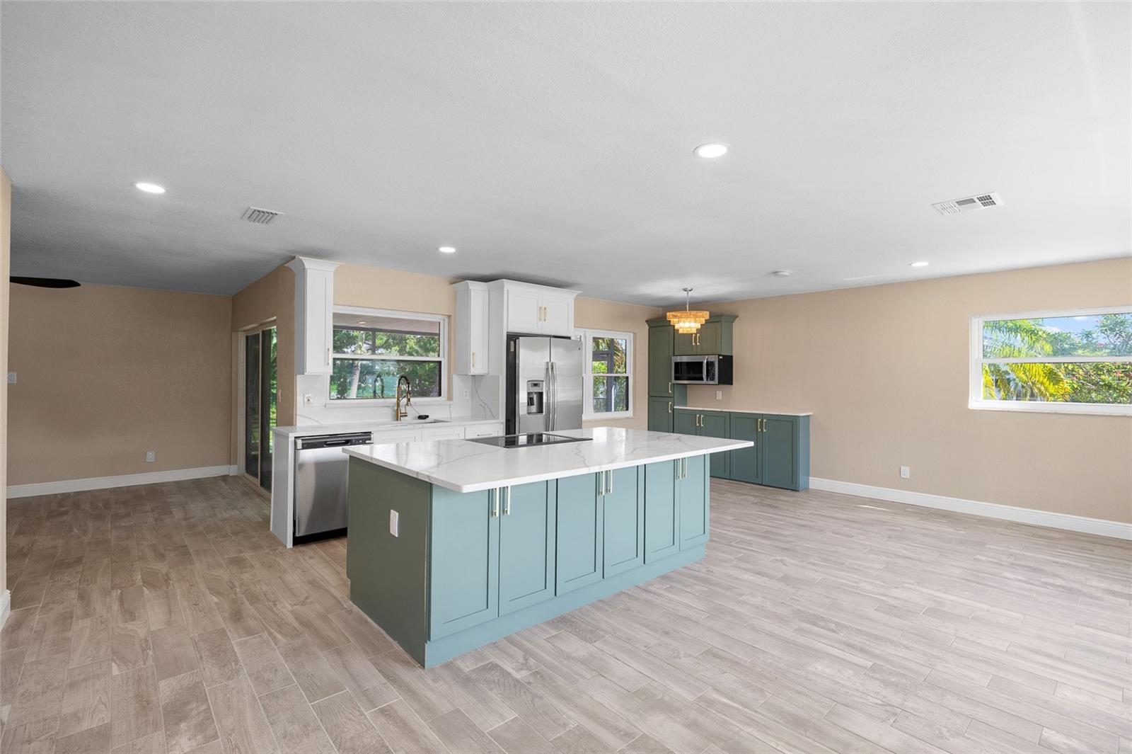 SHORE ACRES DENVER ST REP BAYOU GRANDE SEC - Residential Lease