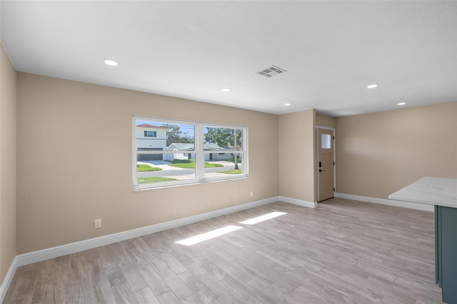 SHORE ACRES DENVER ST REP BAYOU GRANDE SEC - Residential Lease