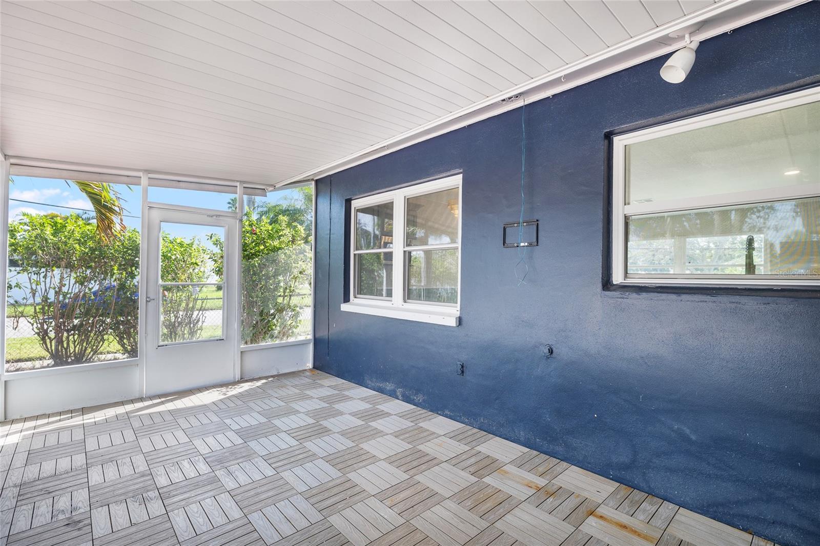 SHORE ACRES DENVER ST REP BAYOU GRANDE SEC - Residential Lease