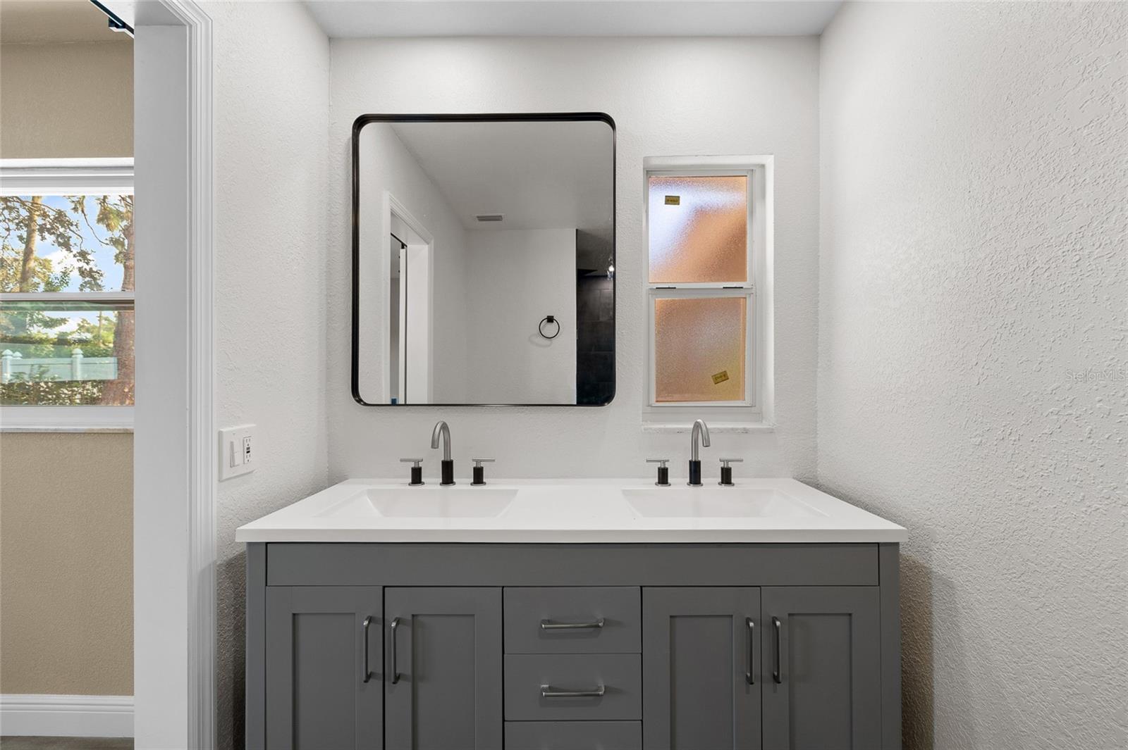 SHORE ACRES DENVER ST REP BAYOU GRANDE SEC - Residential Lease