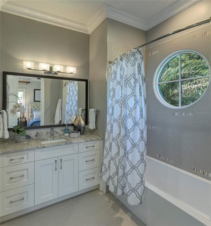 VALENCIA TERRACE - Residential