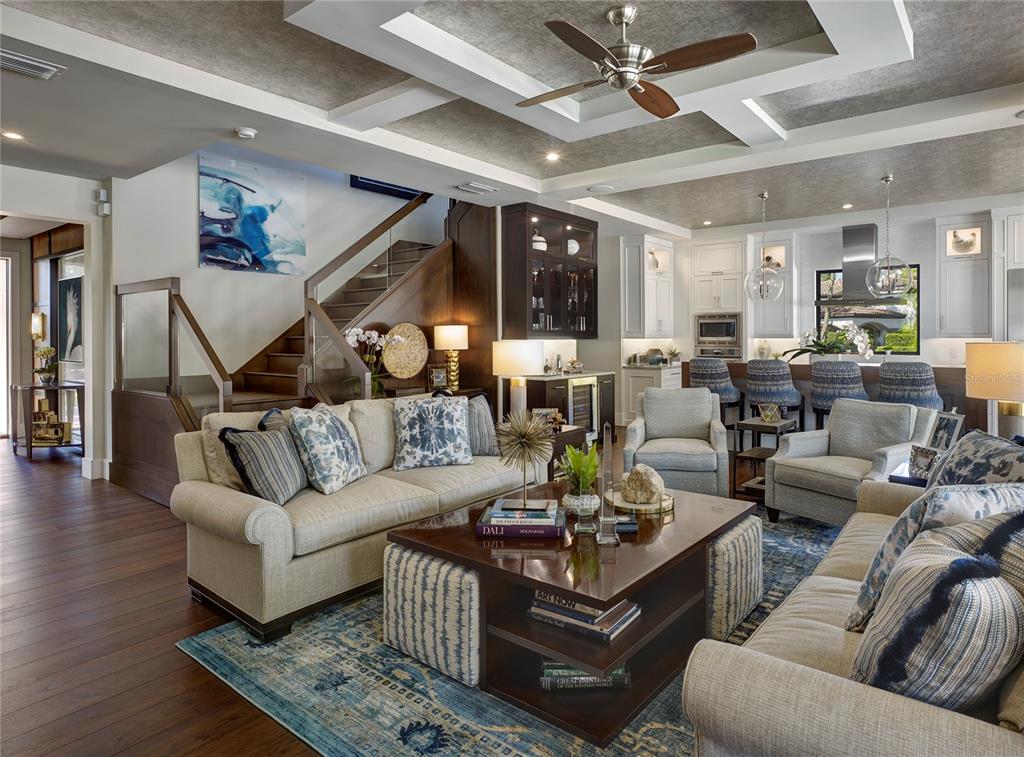 VALENCIA TERRACE - Residential