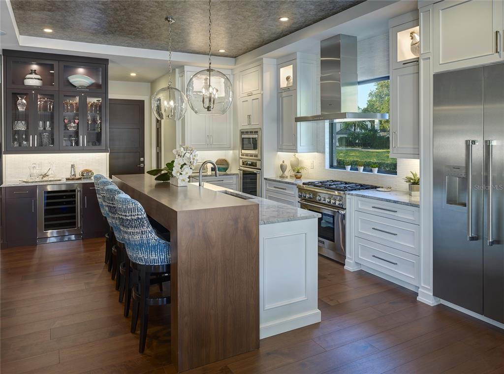 VALENCIA TERRACE - Residential