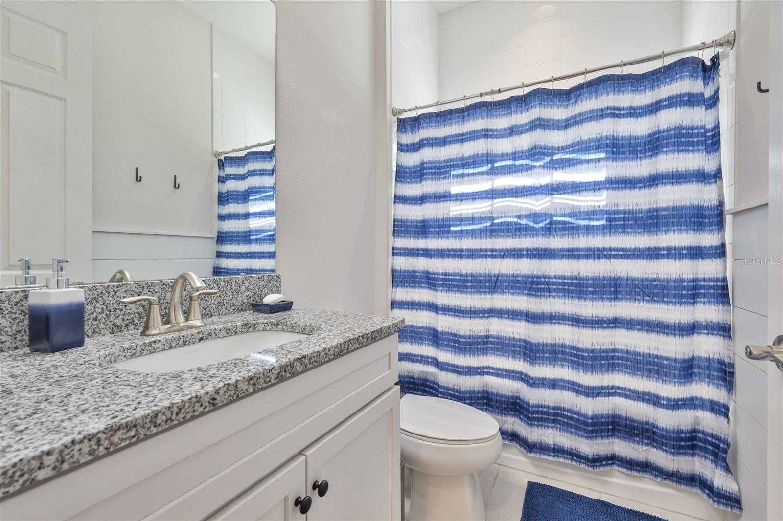 PRISTINE LAKE PRESERVE - Residential