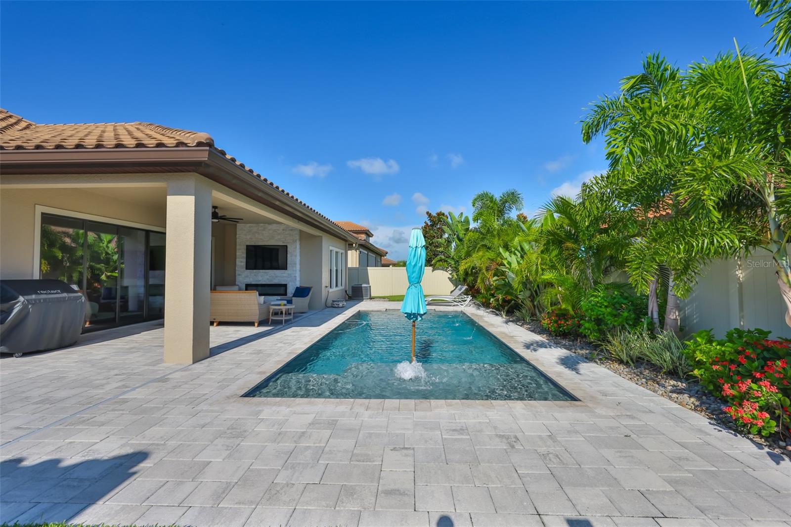 PRISTINE LAKE PRESERVE - Residential