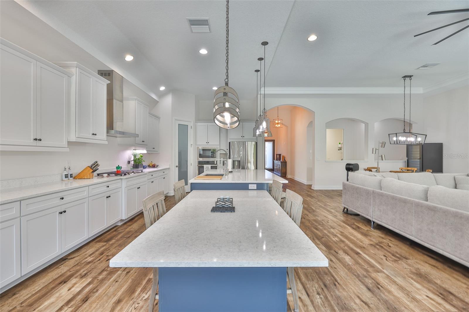 PRISTINE LAKE PRESERVE - Residential