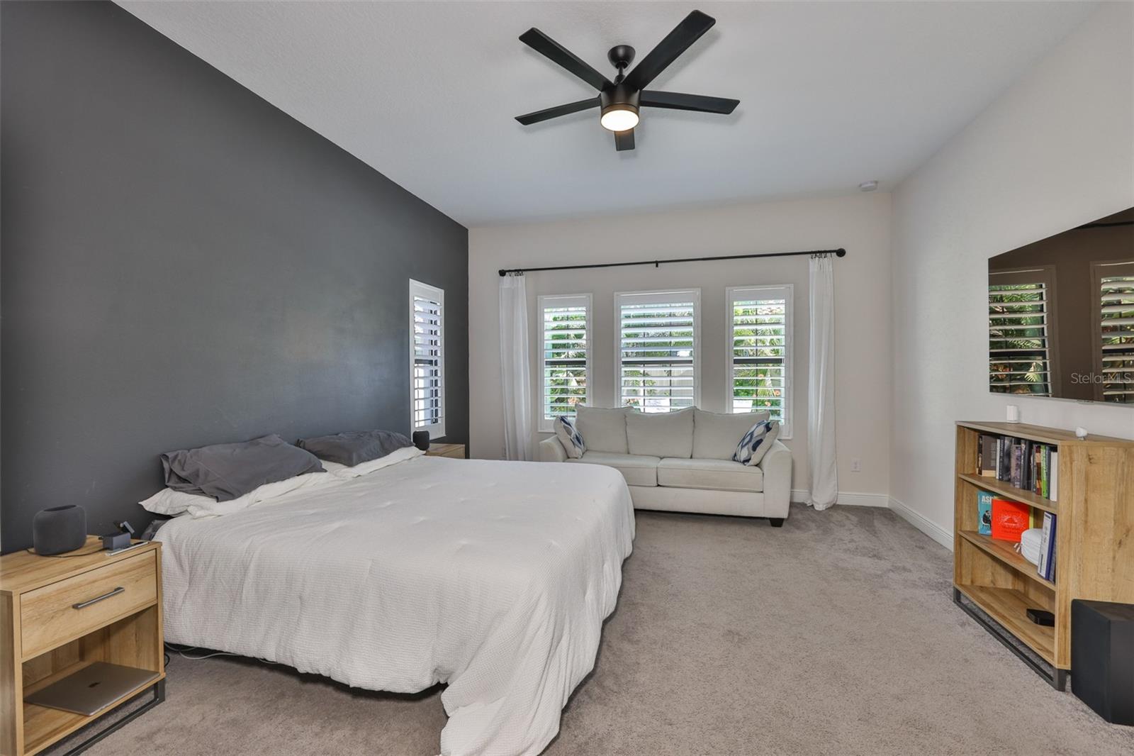 PRISTINE LAKE PRESERVE - Residential