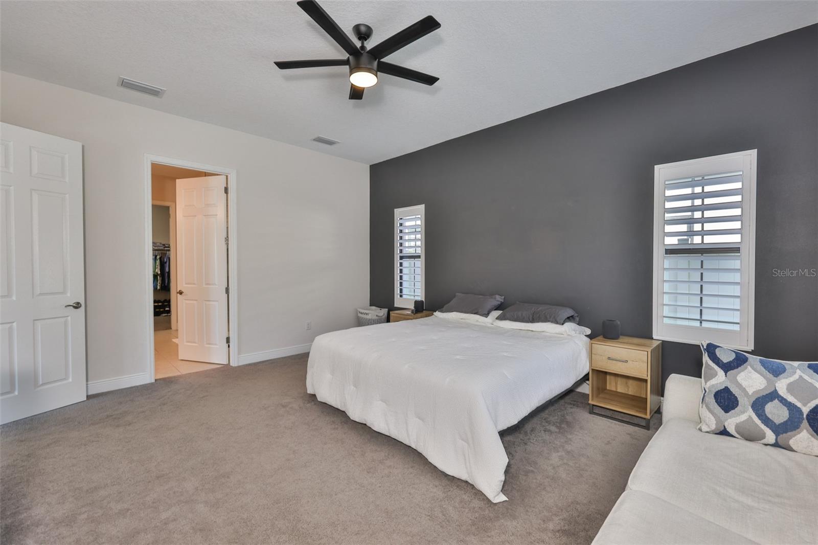 PRISTINE LAKE PRESERVE - Residential