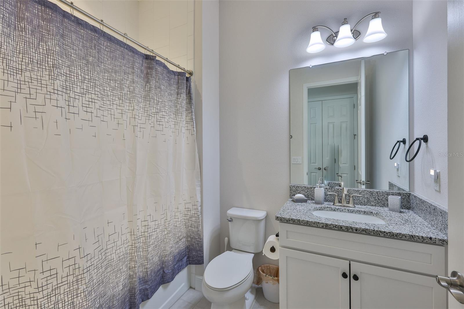 PRISTINE LAKE PRESERVE - Residential