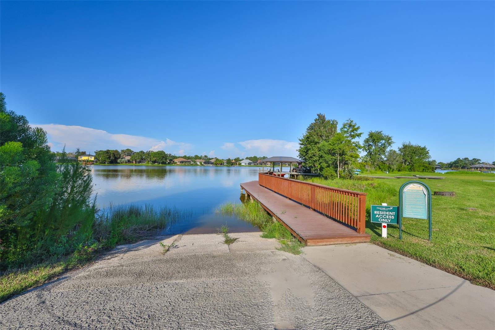 PRISTINE LAKE PRESERVE - Residential