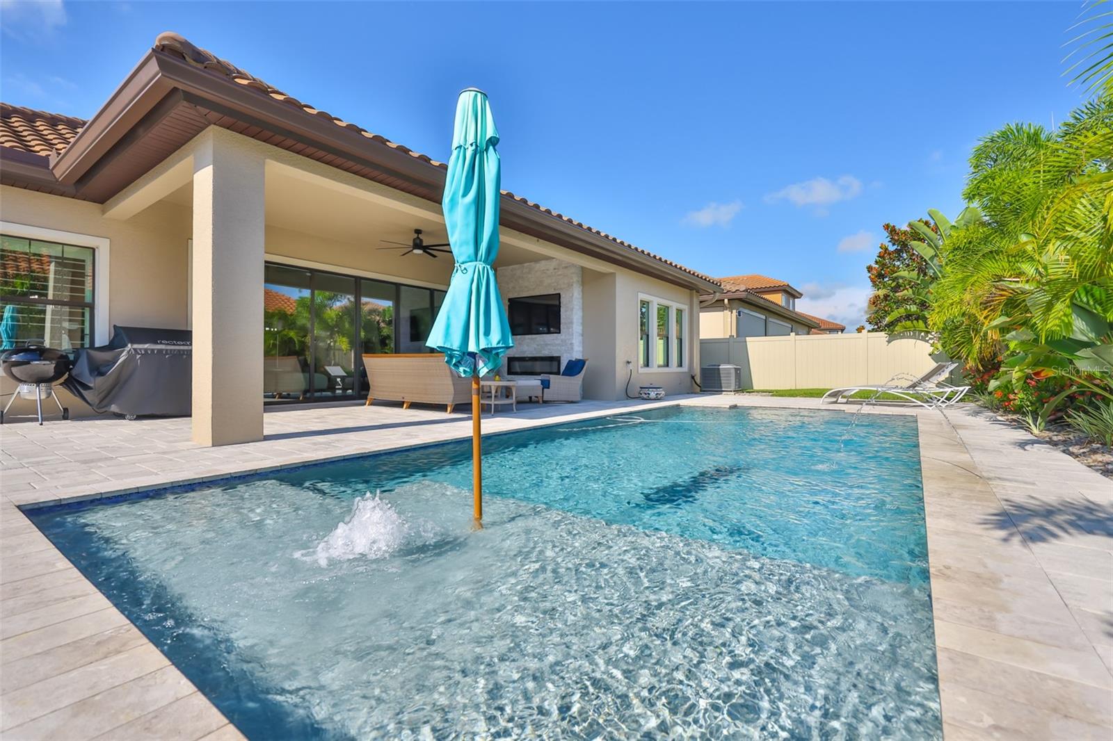 PRISTINE LAKE PRESERVE - Residential