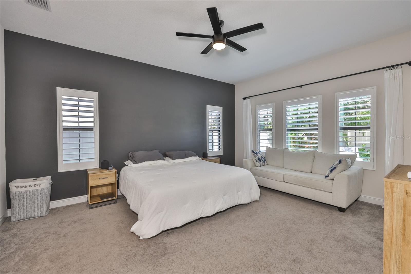 PRISTINE LAKE PRESERVE - Residential