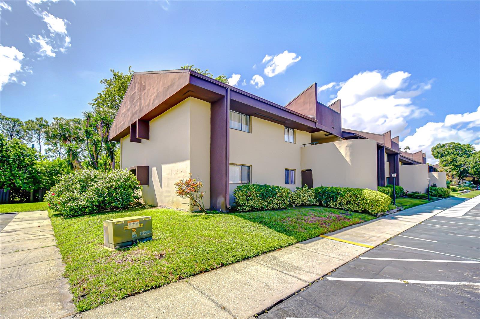 VILLAGE LAKE CONDO - Residential