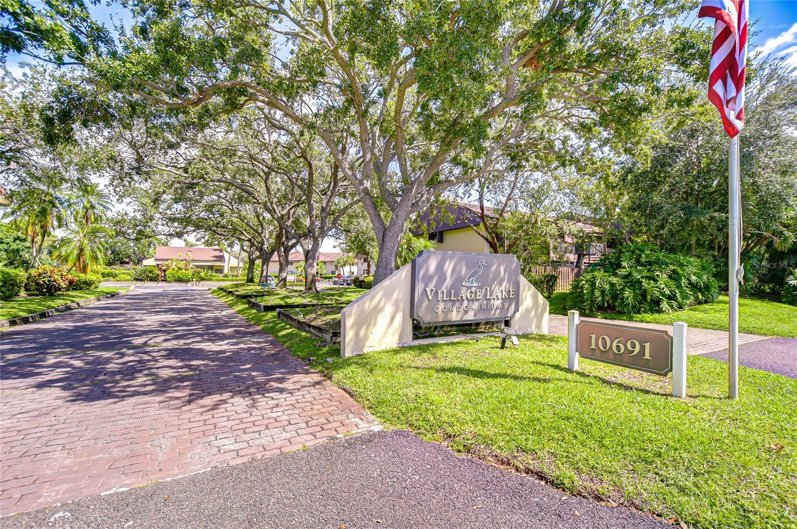 VILLAGE LAKE CONDO - Residential
