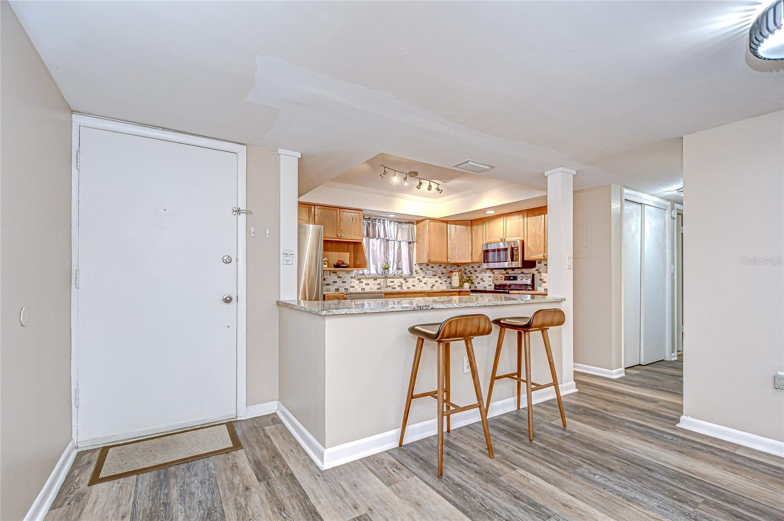VILLAGE LAKE CONDO - Residential