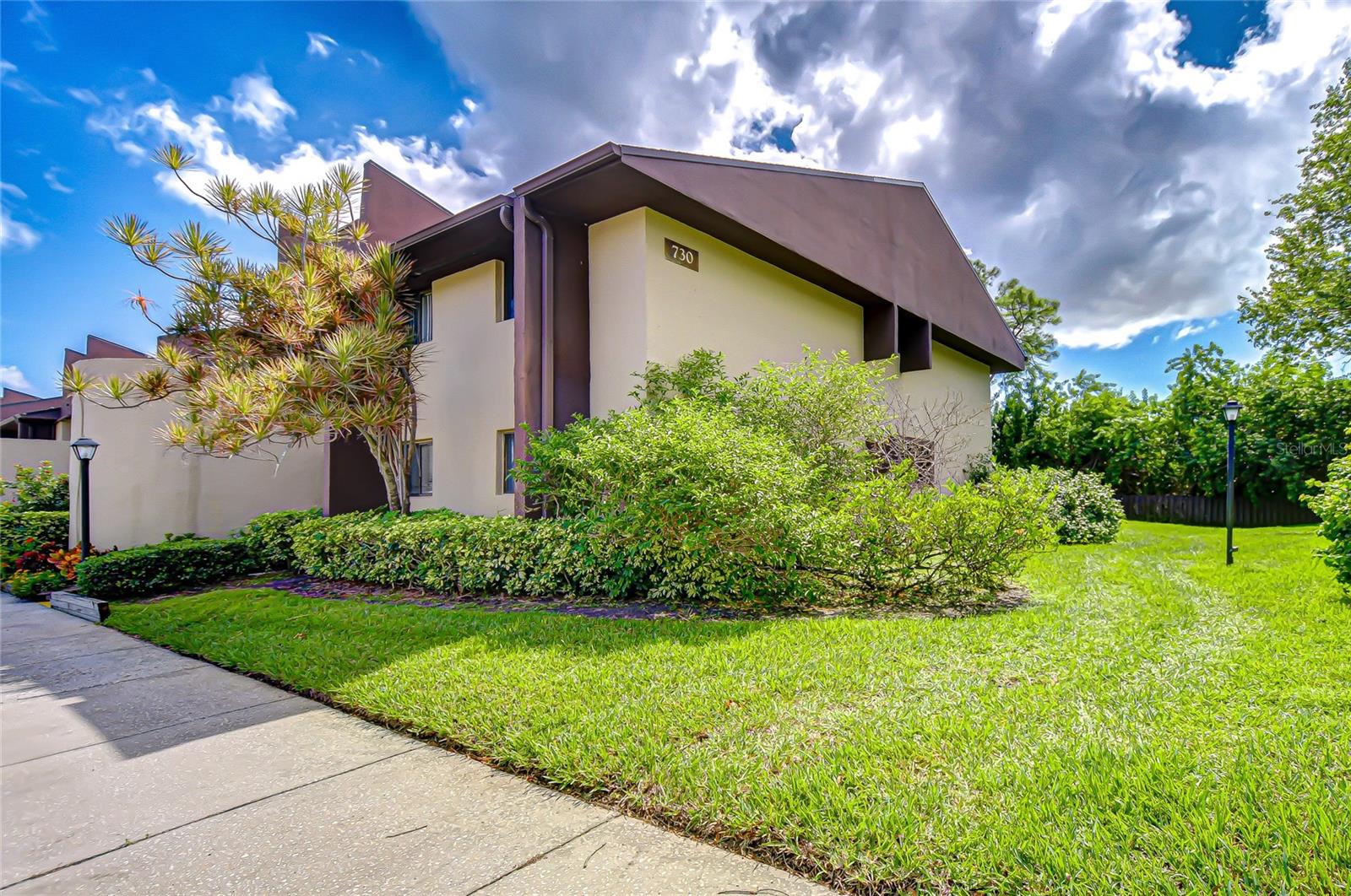 VILLAGE LAKE CONDO - Residential