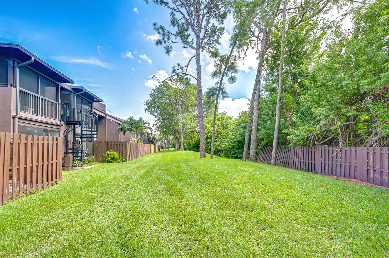 VILLAGE LAKE CONDO - Residential