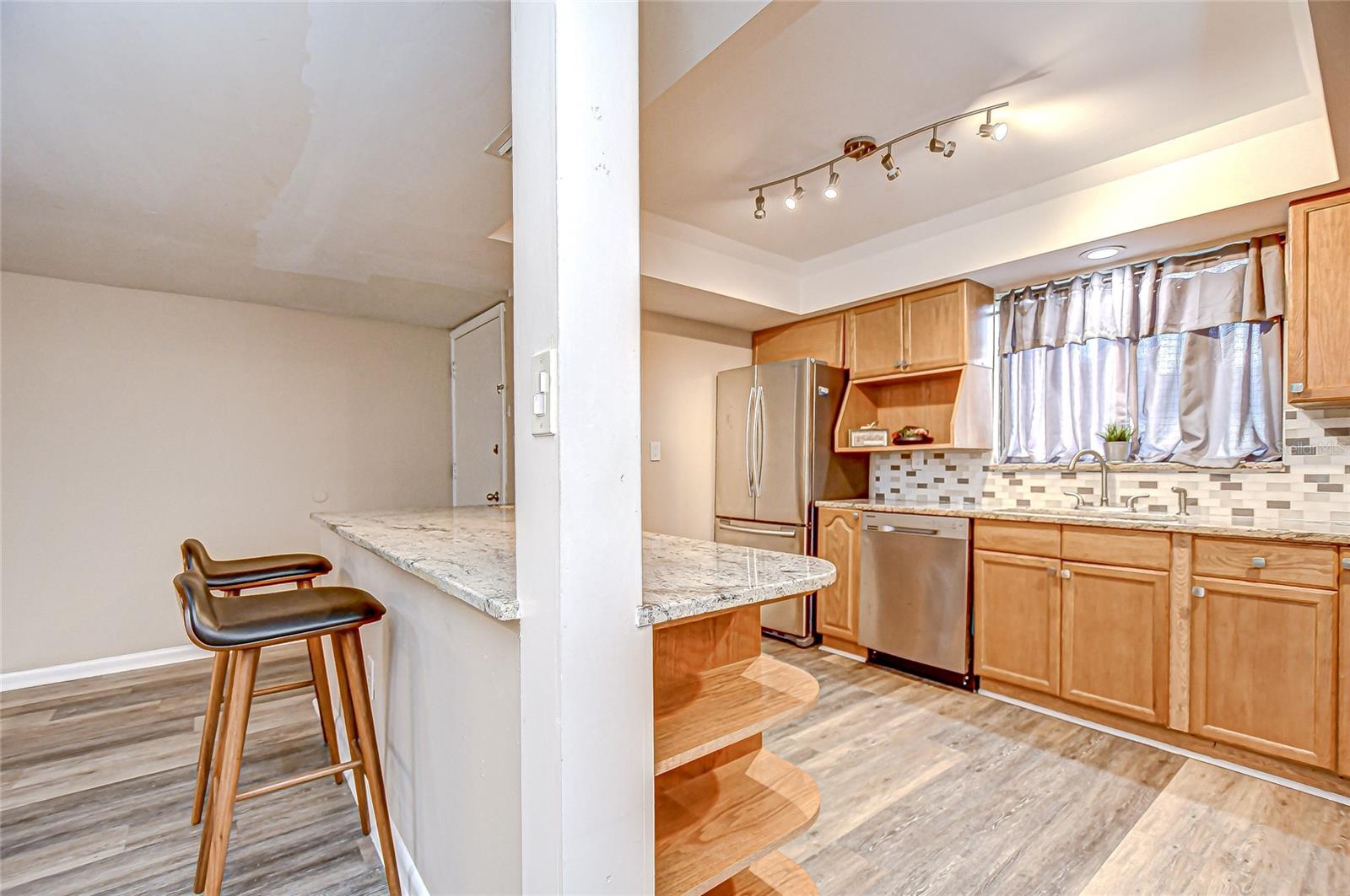 VILLAGE LAKE CONDO - Residential